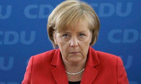 Đức: Tổng thống từ chức, Thủ tướng hứng bão