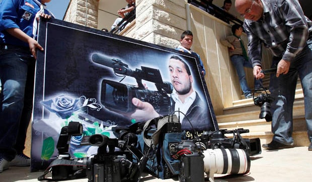 Phóng viên là nghề hạng chót