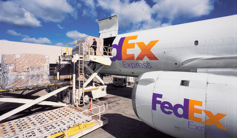 FedEx Express hỗ trợ đền bù khí thải Carbon   