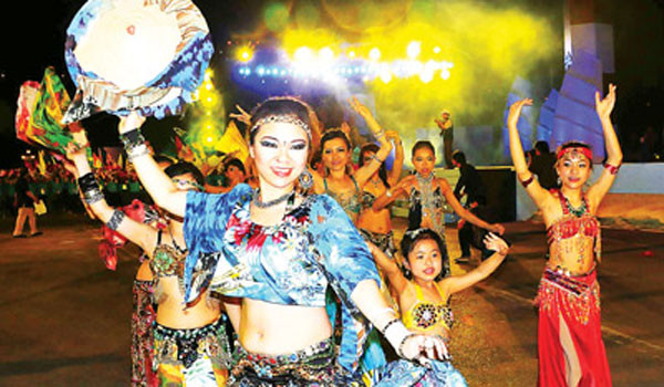 Lễ hội Carnaval Hạ Long 2012 - Đặc sản phố biển