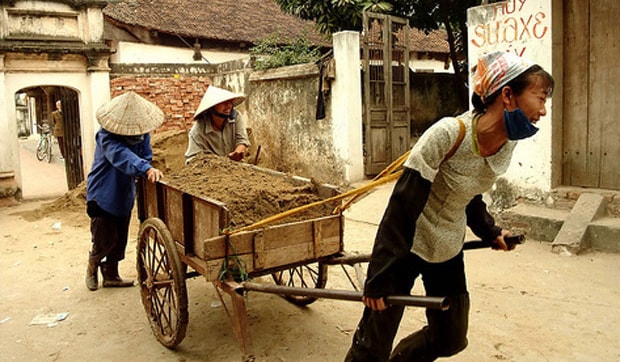 An dân trong khủng hoảng