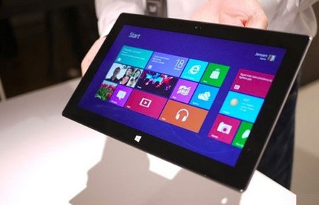 Surface mở kỷ nguyên mới cho thị trường máy tính