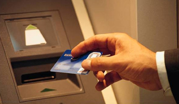 Chưa thu phí giao dịch ATM nội mạng trong năm nay