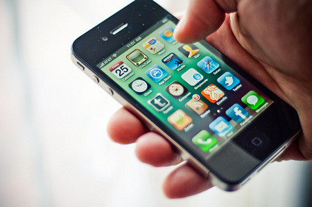 iPhone giúp Apple thu về 150 tỷ USD sau 5 năm