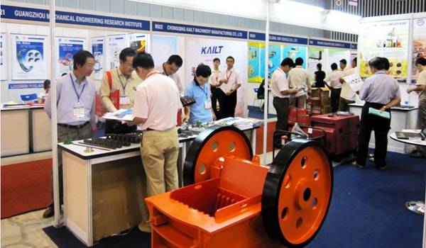 Triển lãm máy móc thiết bị công nghiệp 2012