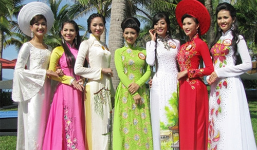 10 gương mặt triển vọng của Hoa hậu Việt Nam 2012