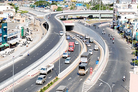 Nếu lãi suất thấp, đầu tư hạ tầng Việt Nam sẽ tăng 8,1%?