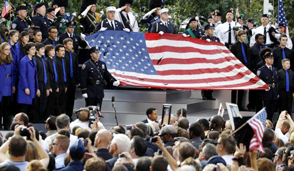Mỹ: Tranh cãi y tế, tài chính phủ bóng lễ tưởng niệm 11/9