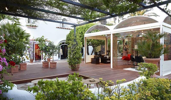 Chanel trên đảo Capri quyến rũ