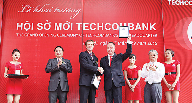Techcombank khai trương Hội sở mới
