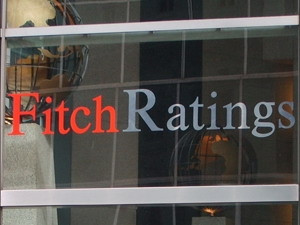 Fitch cảnh báo hạ mức tín nhiệm nền kinh tế Anh
