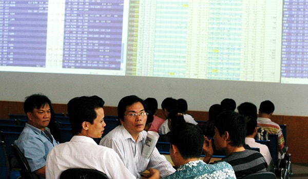 TTCK ngày 2/10: Không mua thêm