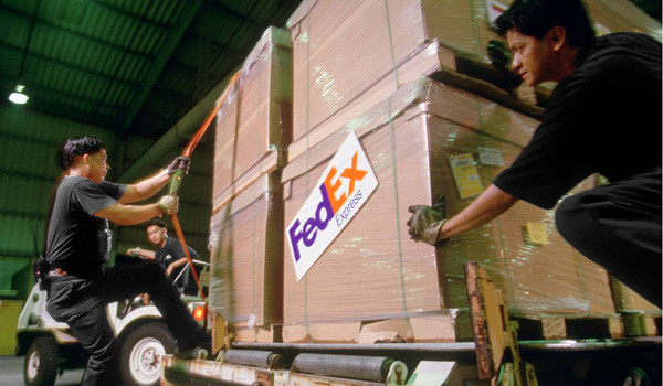 FedEx kéo dài thời gian khóa sổ vận chuyển hàng tại TP.HCM 