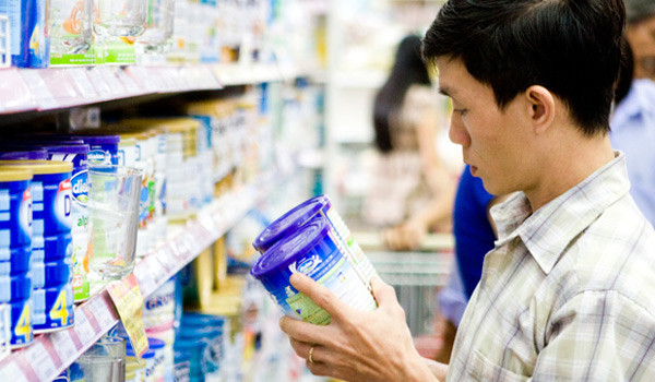 Giá sữa cao cấp tại Việt Nam rẻ nhất khu vực
