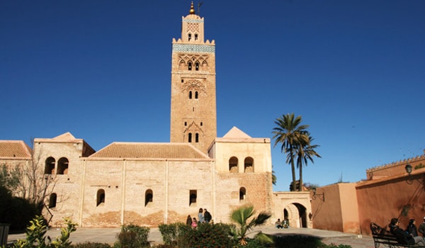 Marrakech thành phố rực hồng