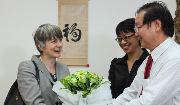 Đại sứ Đức thăm và làm việc tại Báo Doanh Nhân Sài Gòn