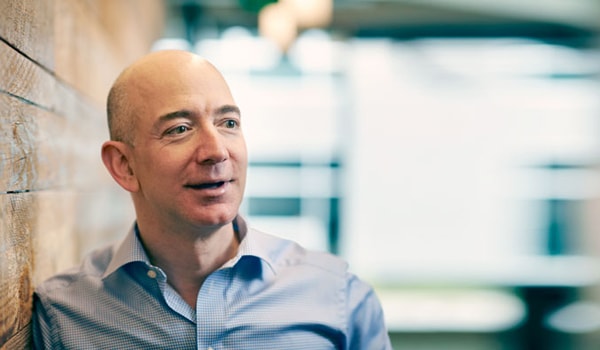 CEO Amazon là “Doanh nhân của năm”