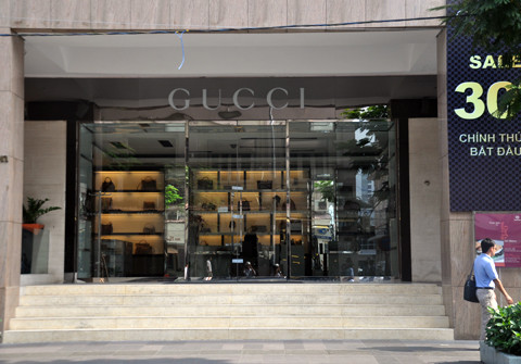 Truy tìm chủ cửa hàng Gucci - Milano Đồng Khởi