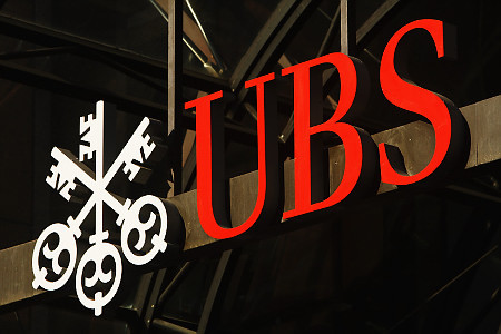UBS có thể nộp phạt 1 tỉ đô la Mỹ 