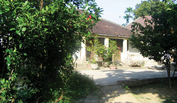 Những ngôi nhà cổ của làng Phú Vinh