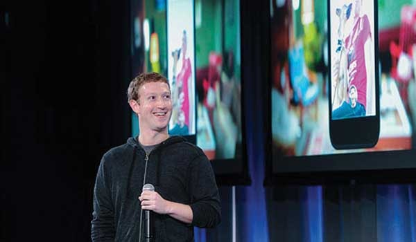 Facebook: Một tay che kín trời?