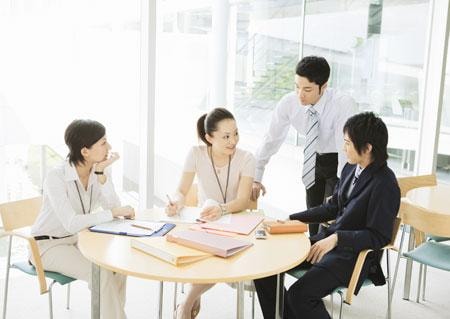 3 cách “ghi điểm” cho nhân viên trẻ 