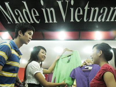 TP.HCM: Trên 92% số người tiêu dùng đánh giá tốt về hàng Việt