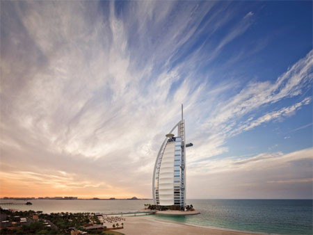 Chiêm ngưỡng khách sạn sang trọng nhất thế giới ở Dubai