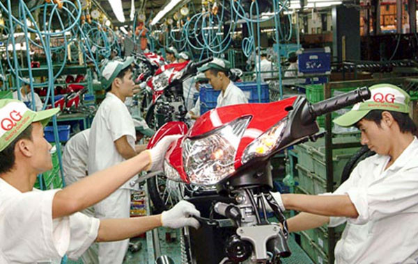 World Bank: Việt Nam đang kẹt trong tăng trưởng chậm  
