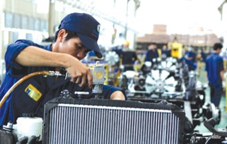 Tăng trưởng 6%: Thấp nhưng không dễ đạt 