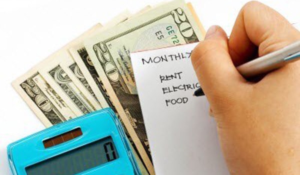 10 lời khuyên tài chính từ Warren Buffett