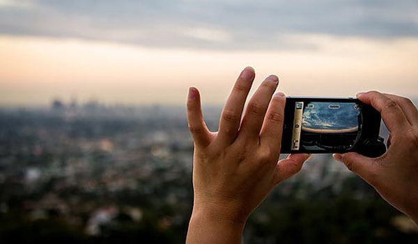 Máy ảnh số lao đao vì smartphone