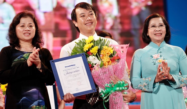 Trao giải thưởng cuộc thi ảnh 