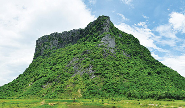Núi Thần Đinh, cảnh đẹp Quảng Bình