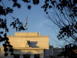 Fed bất ngờ giữ nguyên gói QE