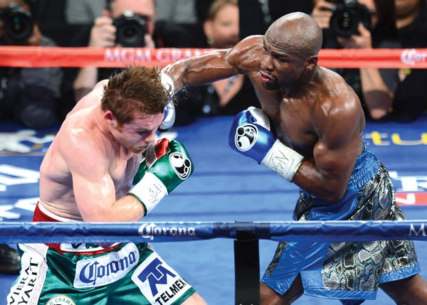 Mayweather sắp thành 