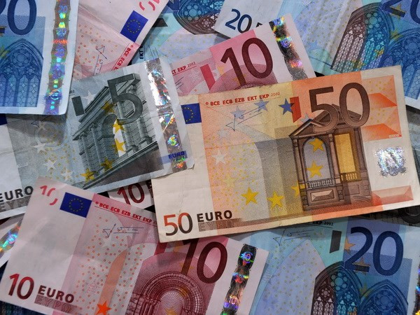 Gia tăng nguy cơ giảm phát tại Eurozone 