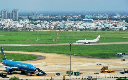 Thủ tướng trả lời về sân golf Tân Sơn Nhất và sân bay Long Thành