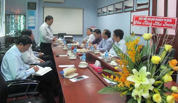 Lãnh đạo HUBA thăm, chúc mừng doanh nghiệp đầu Xuân