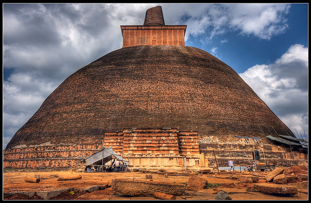 Tìm đến kinh đô Anuradhapura thời cổ đại