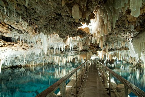 Vẻ đẹp kỳ vĩ của các hang động trên thế giới