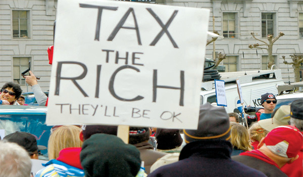 Đề xuất tăng thuế với giới siêu giàu