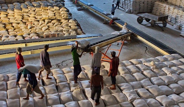 AEC là chìa khóa để Việt Nam giảm gánh nặng nhập siêu
