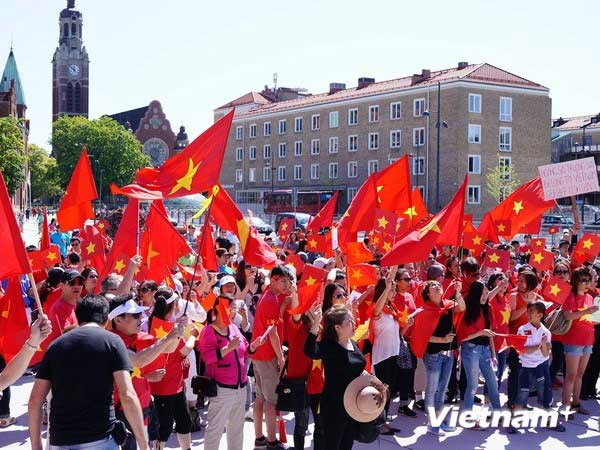 Người Việt tại Thụy Điển lên án Trung Quốc bành trướng Biển Đông