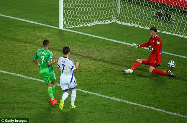 Odemwingie ghi bàn phút thứ 29 cho nigeria