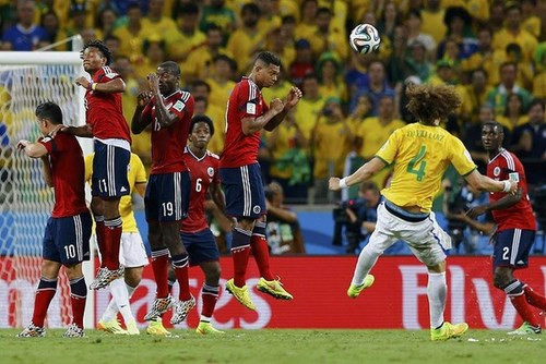 David Luiz nâng tỉ số lên 2-0 cho Brazil