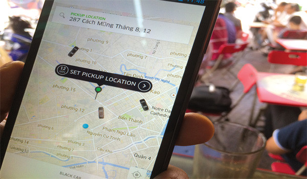 Uber kết nối tài xế và hành khách