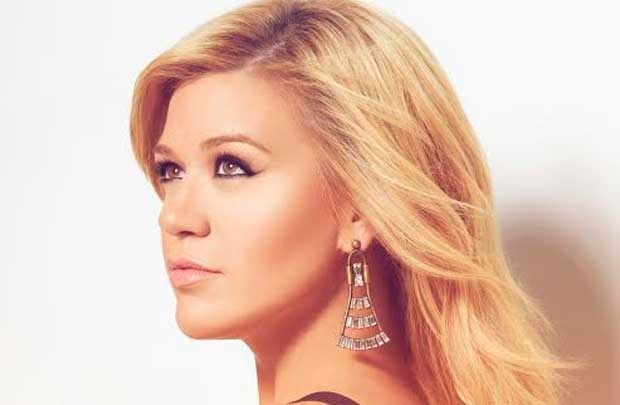 Kelly Clarkson đến Việt Nam