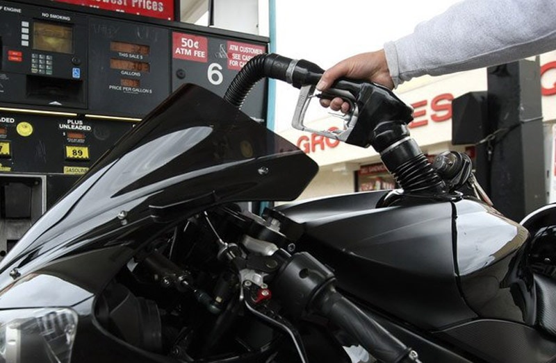 Giá dầu châu Á biến động trước OPEC
