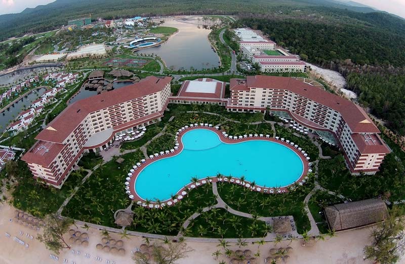 Ra mắt thương hiệu cao cấp Vinpearl Premium